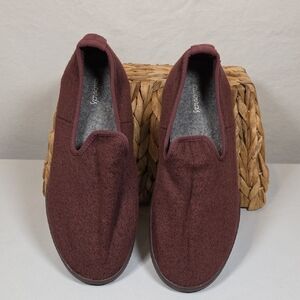 Allbirds Women's Burgundy Merino Wool Slippers Size 9